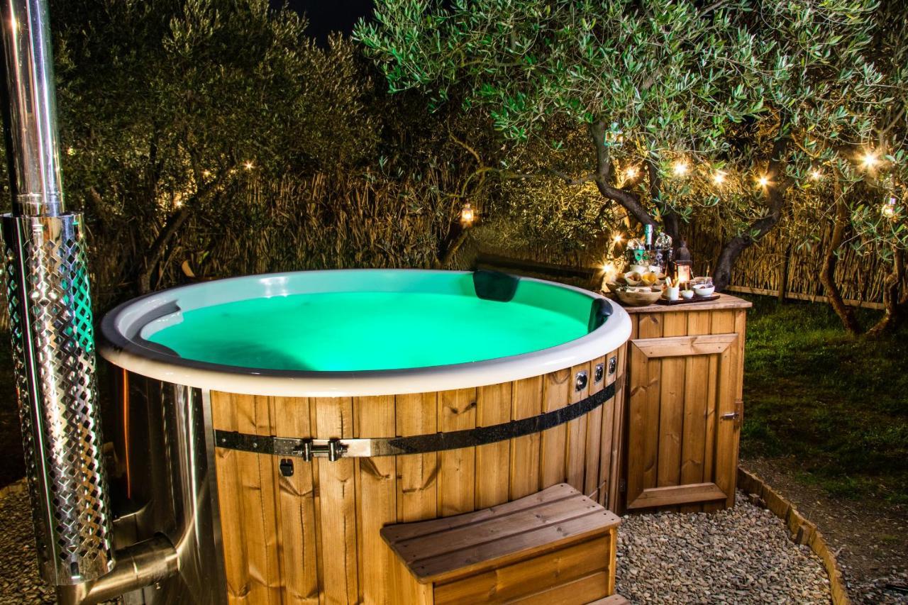 2 Cuori E 1 Yurta Glamping In Tuscany - Adults Only アッシャーノ エクステリア 写真