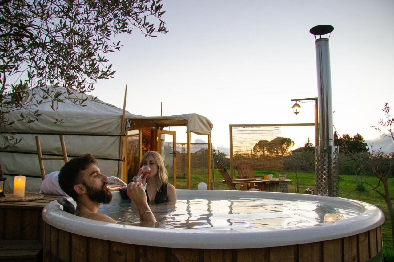 2 Cuori E 1 Yurta Glamping In Tuscany - Adults Only アッシャーノ エクステリア 写真